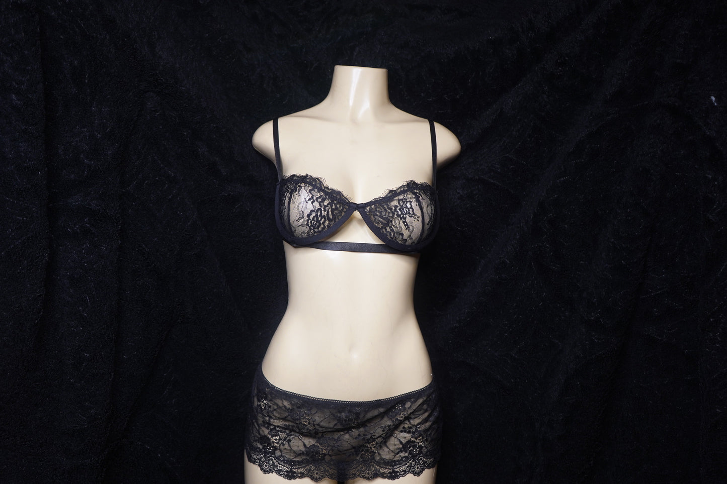 Lace bra garter and G-string
