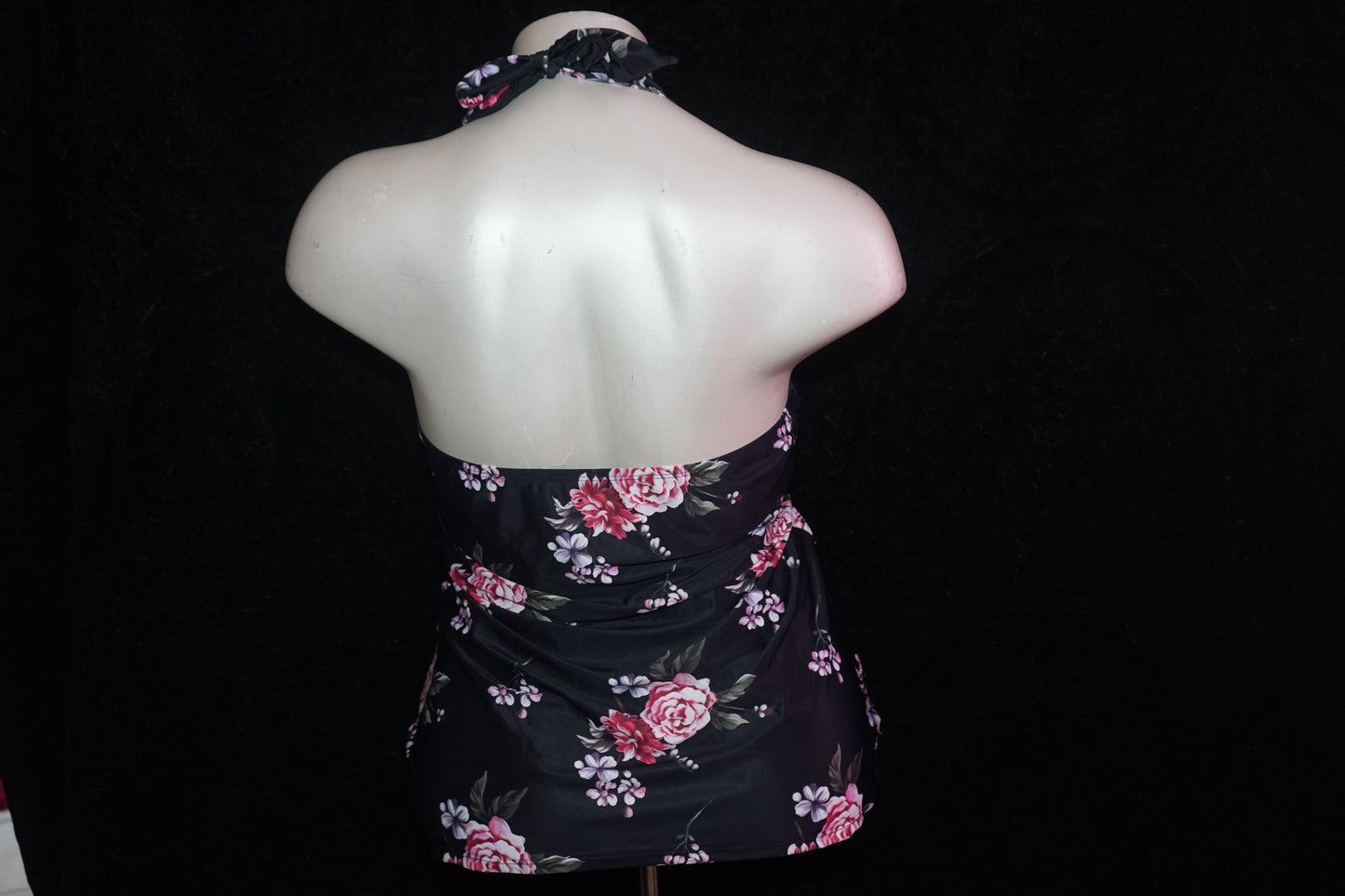 Rose halter 2pc swimsuit