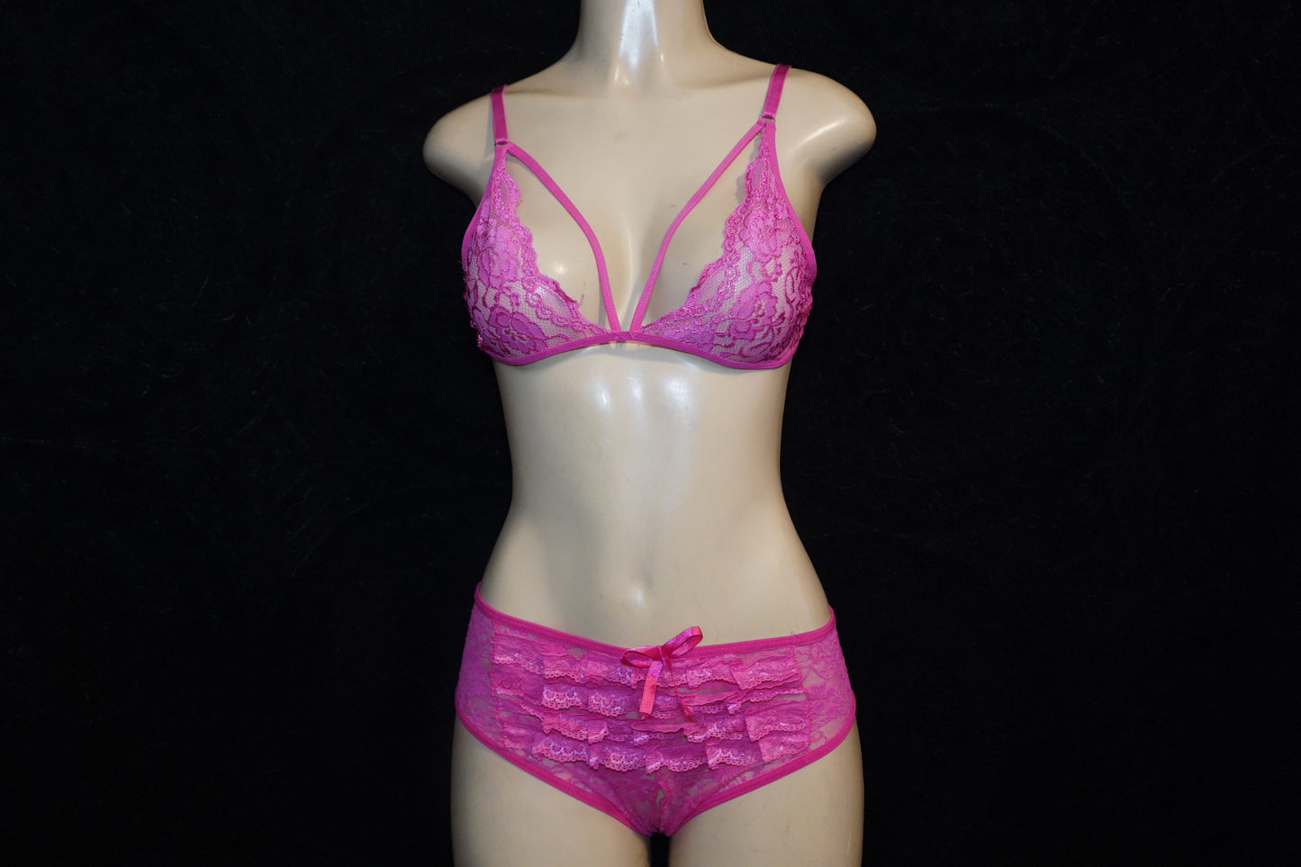 3pc Crotchless pantie/bra/cover-up set