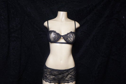 Lace bra garter and  G-string